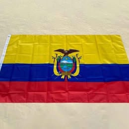 Bandera de Ecuador Tricolor con Escudo Multiuso Mundial 2026 Fútbol Patriotismo Policía Militar
