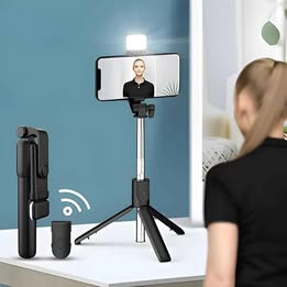 Palo Selfie y Trípode 179cm de Largo Luz LED Recargable Base Estable Control Remoto Bluetooth 4en1